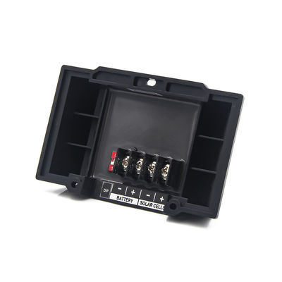 최신 회사 블로그 PWM 태양광 충전 컨트롤러를 이용한 효율성, 성능 및 에너지 관리